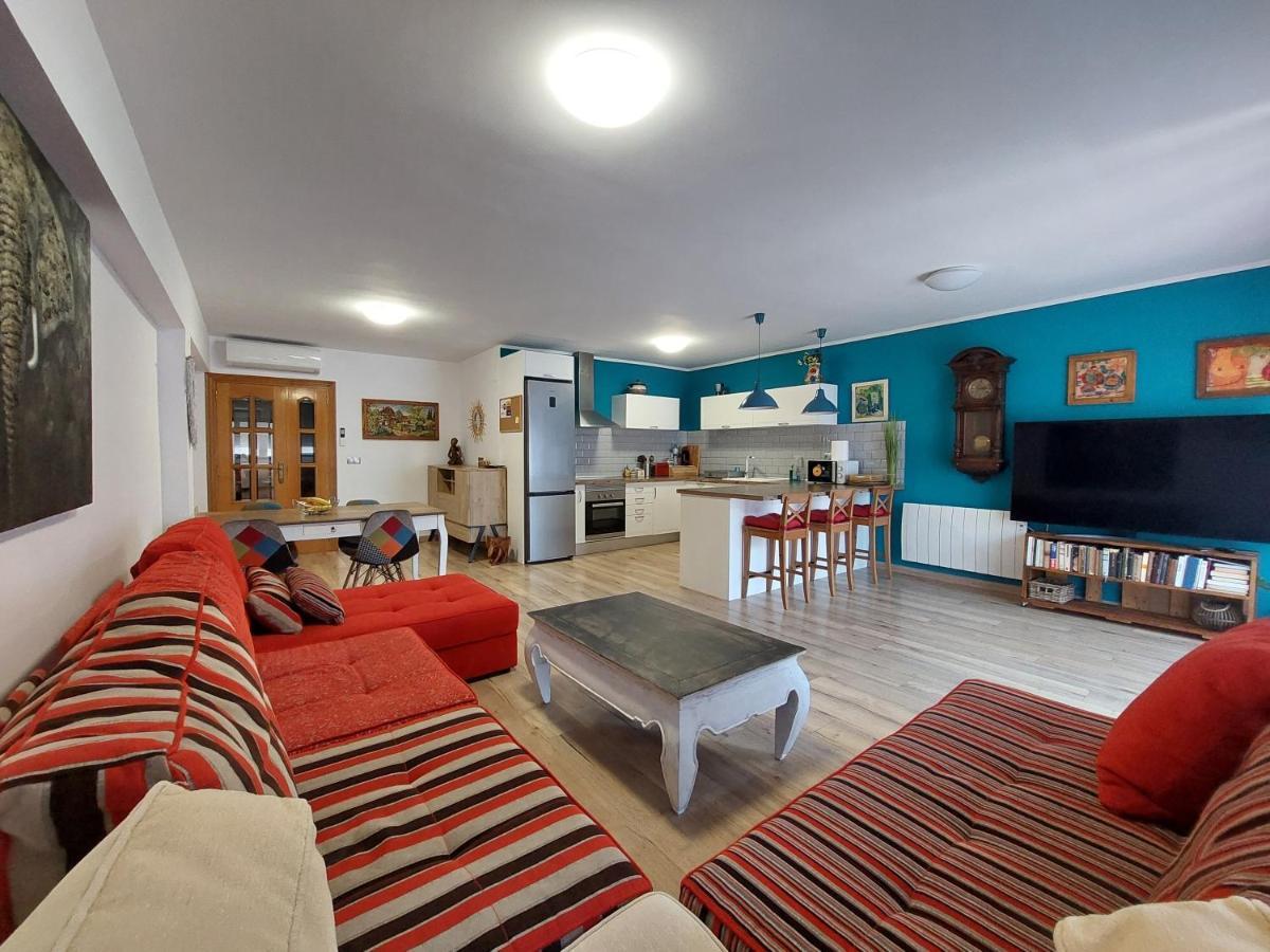 Family Apartment Andrea 알래쿼스 외부 사진